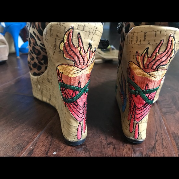 Wedges - Picture 6 of 7